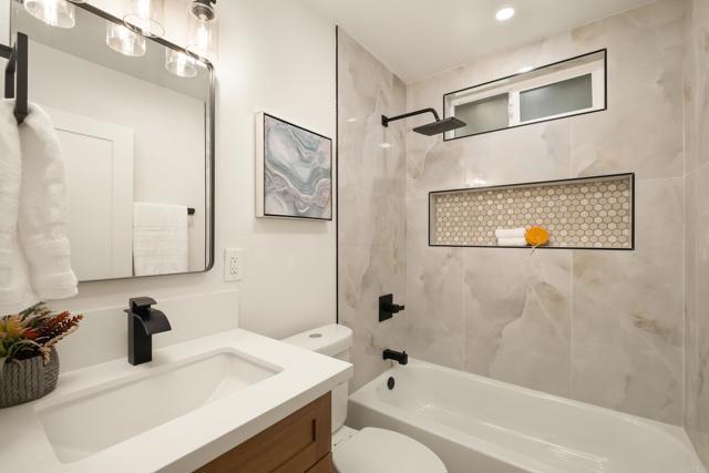 Detail Gallery Image 21 of 34 For 101 Coolwater Dr, San Diego,  CA 92114 - 3 Beds | 2 Baths