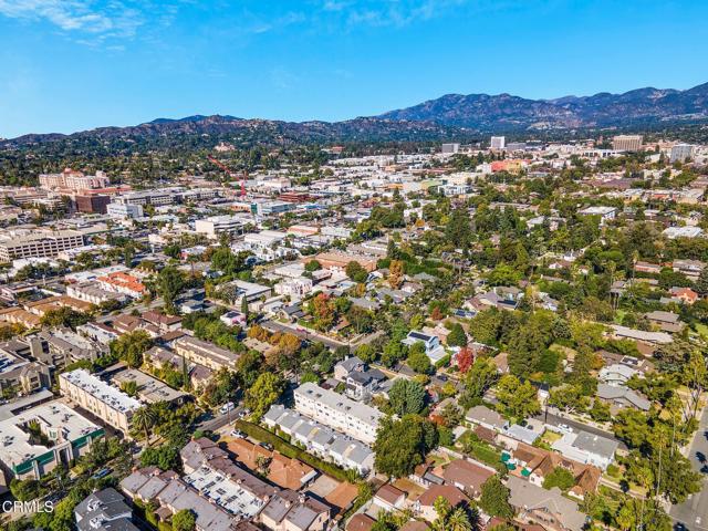 808 Magnolia Avenue, Pasadena CA: https://media.crmls.org/mediaz/164933a8-1062-4aa4-9566-2cae93ecc479.jpg