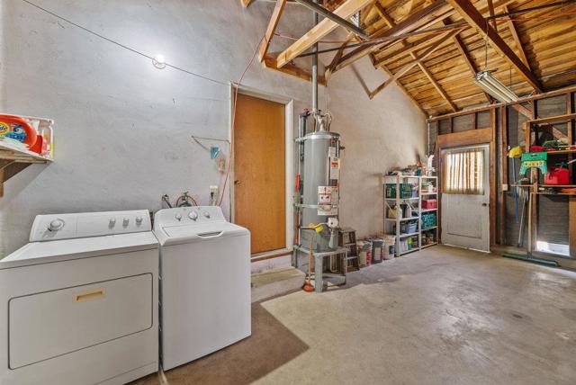 2107 Chanticleer Avenue, Santa Cruz CA: https://media.crmls.org/mediaz/1649b1f6-1bc1-499c-a676-2566a64e20c0.jpg