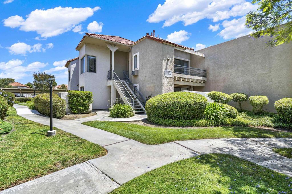 11162 Kelowna Rd