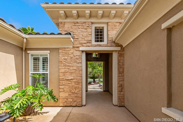 15234 Maple Grove LN, San Diego CA: https://media.crmls.org/mediaz/164a6b50-0e1f-47f9-8600-dea6df1525a5.jpg