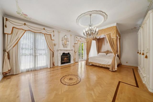 15360 Karl Avenue, Monte Sereno CA: https://media.crmls.org/mediaz/164bbd35-ff15-482c-b8e8-36d5b99bac21.jpg