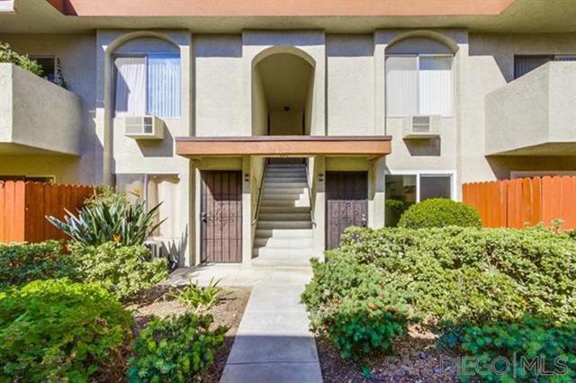9528 Carroll Canyon Rd, San Diego CA: https://media.crmls.org/mediaz/164bcb09-fb33-4c40-9b8d-cd2152f1da4c.jpg