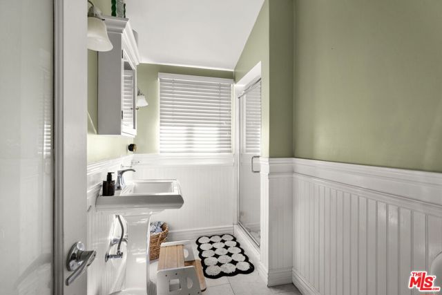 3411 Tareco Drive, Los Angeles CA: https://media.crmls.org/mediaz/164c65bd-c894-411f-88fd-f7f897000f2f.jpg