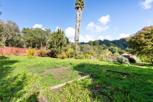 2301 Soquel San Jose Road, Soquel CA: https://media.crmls.org/mediaz/164c7392-2610-4641-ab45-8f4a56d7482d.jpg