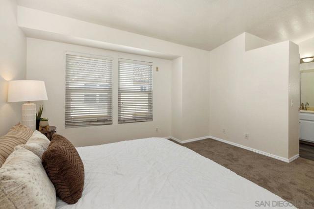 6161 Calle Mariselda, San Diego CA: https://media.crmls.org/mediaz/164dc149-5558-40a2-84a5-1b65543ff80c.jpg
