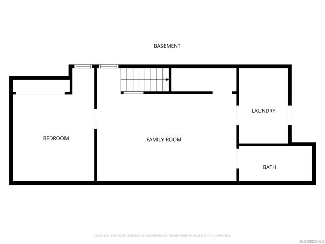 240 B Avenue, Coronado CA: https://media.crmls.org/mediaz/164dc2a2-e676-452f-8af3-e8cbf68db759.jpg