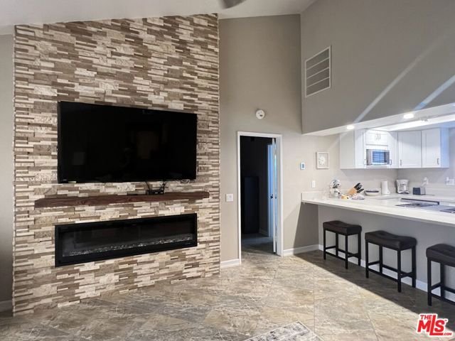 40981 Preston Trail, Palm Desert CA: https://media.crmls.org/mediaz/164e0e03-f597-42a3-b23f-9ff045547df3.jpg
