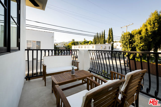 1203 N Vista Street, West Hollywood CA: https://media.crmls.org/mediaz/164edb58-ba0a-4b3f-bf96-06c6b4f3b6ed.jpg