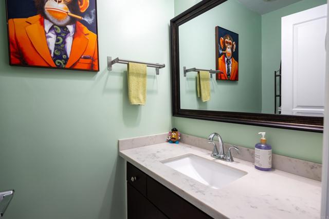 Detail Gallery Image 28 of 35 For 165 N Swall Dr #303,  Beverly Hills,  CA 90211 - 1 Beds | 1/1 Baths