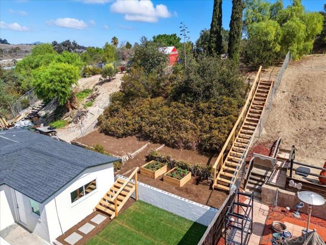 2039 Winnett St, San Diego CA: https://media.crmls.org/mediaz/16509688-547b-4c50-bfe9-7da01dc5d5c5.jpg