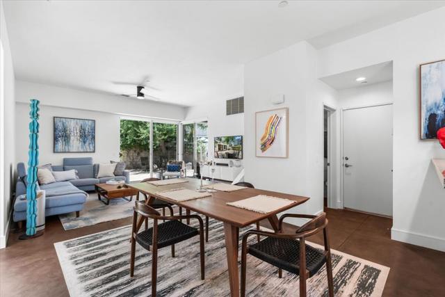 252 Breeze Loop, Palm Springs CA: https://media.crmls.org/mediaz/1650db5f-9188-4377-b6cc-a047dbb32210.jpg
