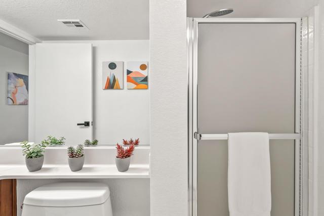 Image 42 of 61 For 35200 Cathedral Canyon Drive S152