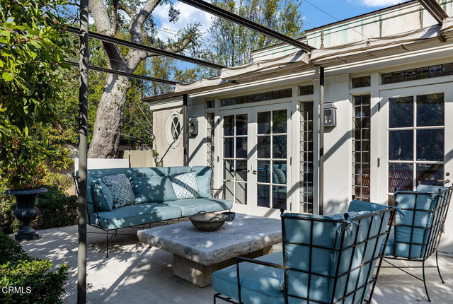 1425 Lombardy Road, Pasadena CA: https://media.crmls.org/mediaz/16516213-2ba4-43c1-9597-30d4bb48cf55.jpg