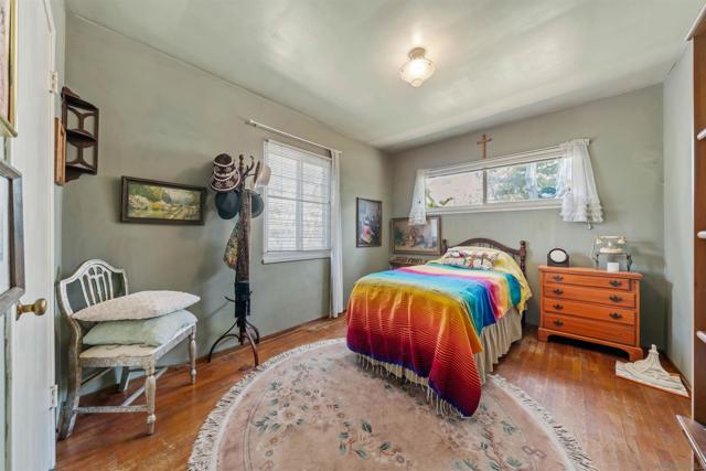 8706 Delta St, La Mesa CA: https://media.crmls.org/mediaz/1651e2dc-c4f8-4f41-921b-79e609b744ec.jpg