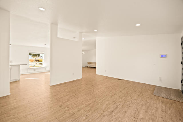 62851 Aberdeen Drive, Joshua Tree CA: https://media.crmls.org/mediaz/1651f262-d4e3-4514-bfac-678cad62ba88.jpg