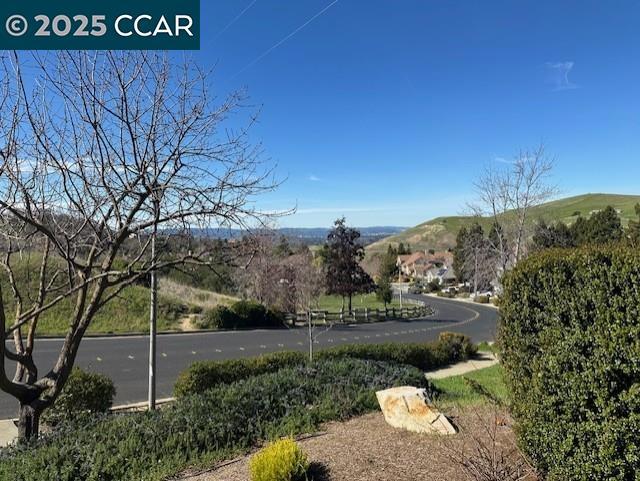 5171 Keller Ridge Dr, Clayton CA: https://media.crmls.org/mediaz/1651fdcf-5b43-4dd0-9c53-3b60ea0420f0.jpg