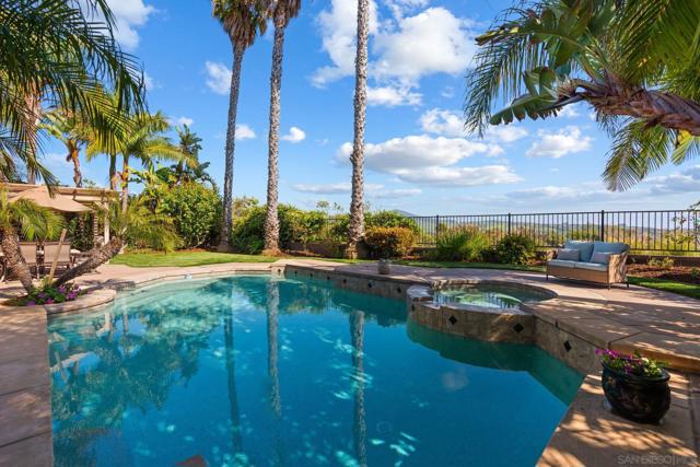 15583 Rising River Pl. S, San Diego CA: https://media.crmls.org/mediaz/16522bea-8050-48b6-9063-fc2ecd12e4ec.jpg