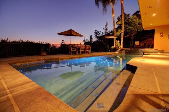 9918 Heavenly Way, La Mesa CA: https://media.crmls.org/mediaz/1652599b-ebe6-48fb-ab0b-db0e9ee6730f.jpg