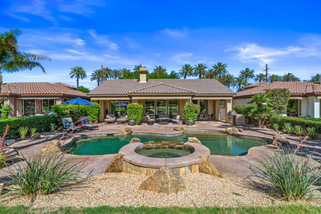 56925 Mountain, La Quinta CA: https://media.crmls.org/mediaz/1652a66b-4779-4f6a-98cc-ff7837b9a335.jpg