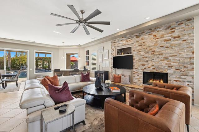 47410 Via Florence, La Quinta CA: https://media.crmls.org/mediaz/1652b975-c5dc-4efc-9ff0-d28fdab77cc6.jpg