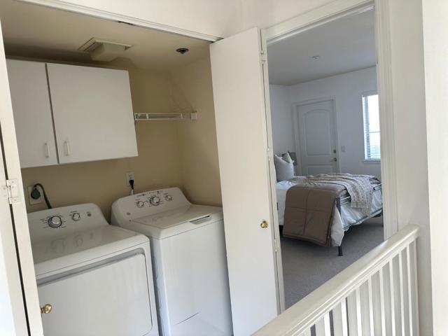 2573 Park Boulevard, Palo Alto CA: https://media.crmls.org/mediaz/16534b7a-112f-4c37-b1c9-1d78fb306c8b.jpg