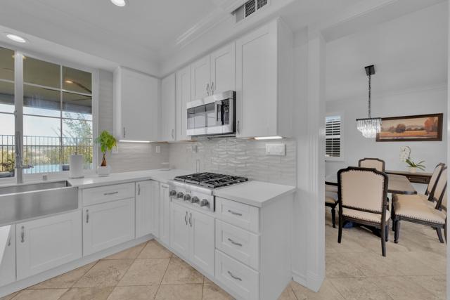 Detail Gallery Image 12 of 75 For 45190 Saint Tisbury St, Temecula,  CA 92592 - 4 Beds | 3 Baths