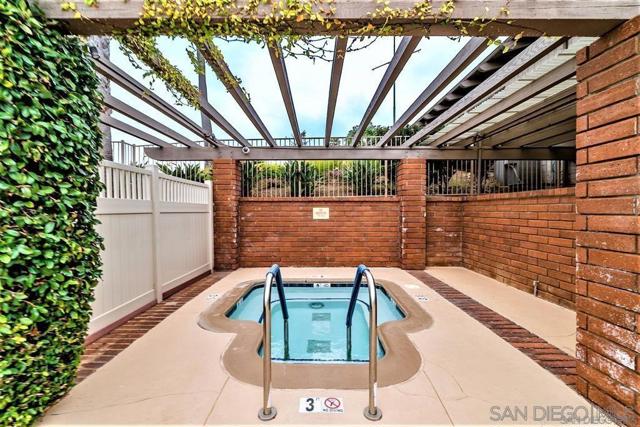 7313 San Luis, Carlsbad, California 92011, 3 Bedrooms Bedrooms, ,2 BathroomsBathrooms,Residential,For Sale,San Luis,240020247SD