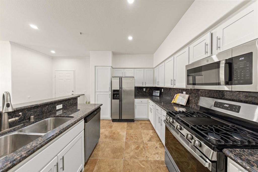 12372 Carmel Country - photo 10