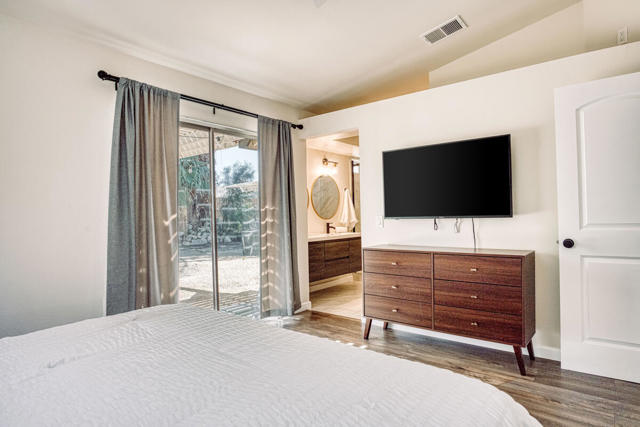 80917 Brown Street, Indio CA: https://media.crmls.org/mediaz/16557048-57b8-4492-a4fc-3af20350fe9b.jpg