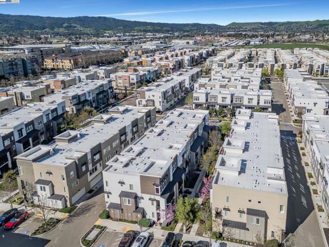 5588 El Dorado Ln, Dublin CA: https://media.crmls.org/mediaz/165664cb-0d68-4564-9e06-bb95bf65e1f8.jpg