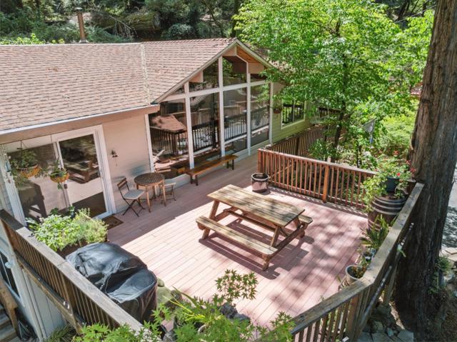 17520 Comanche Trail, Los Gatos CA: https://media.crmls.org/mediaz/165693b1-98de-4d96-9803-987a810983e0.jpg