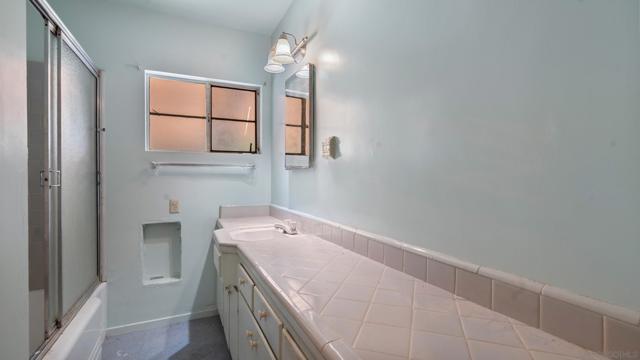 5220 E Falls View, San Diego CA: https://media.crmls.org/mediaz/1656e3c9-0620-4193-ab6b-717a0b38a11b.jpg