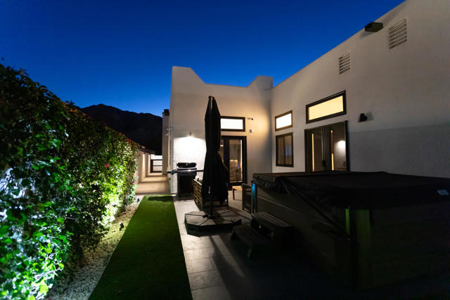53770 Avenida Rubio, La Quinta CA: https://media.crmls.org/mediaz/165732b1-97c0-4ffe-9187-701d14ea5833.jpg