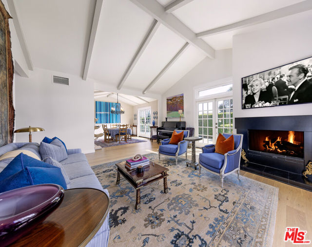 608 Stone Meadow Lane, Santa Barbara CA: https://media.crmls.org/mediaz/1657d5eb-b35a-4d55-9c2f-e0f999b8b3c9.jpg