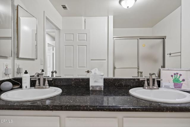 1430 Clayton Way, Simi Valley CA: https://media.crmls.org/mediaz/1657e9f1-1014-48ce-b115-5539f08d85c0.jpg
