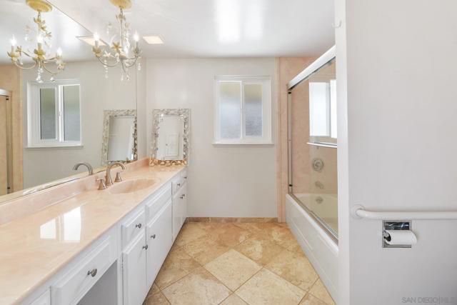 12091 Lomica Dr, San Diego CA: https://media.crmls.org/mediaz/1657f19a-2e77-4d4f-970a-864bc5508651.jpg
