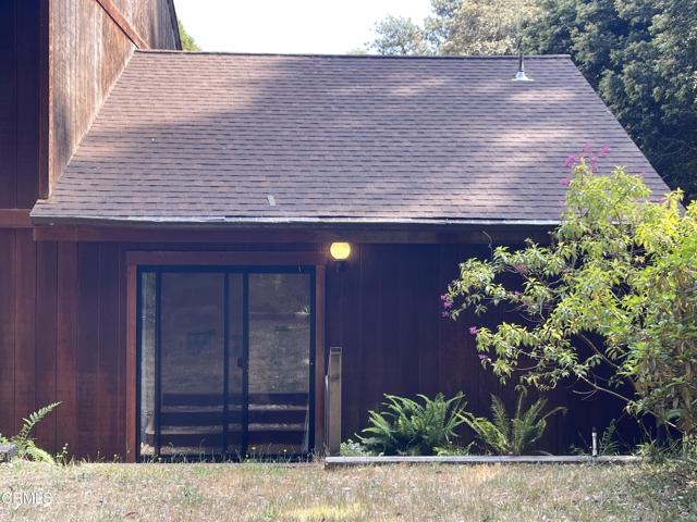 32691 Pearl Drive, Fort Bragg CA: https://media.crmls.org/mediaz/1658171b-857d-4e3c-9655-0dbc8de0d9fe.jpg