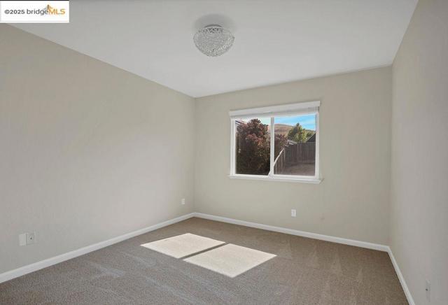 3120 Rio Viejo Drive, Bay Point CA: https://media.crmls.org/mediaz/165a28e3-67d5-487e-8aeb-39e9bd93b16f.jpg