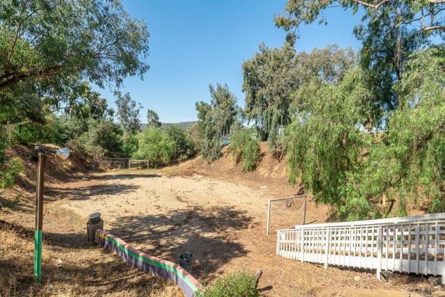 9780 Dunbar Ln Lane, El Cajon CA: https://media.crmls.org/mediaz/165a9c7e-d78e-4d88-91d3-d76d1978240d.jpg