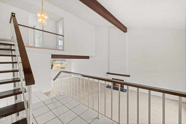 2385 N Justin Avenue, Simi Valley CA: https://media.crmls.org/mediaz/165b0723-421b-4cb3-8cc8-ffb62898c55b.jpg