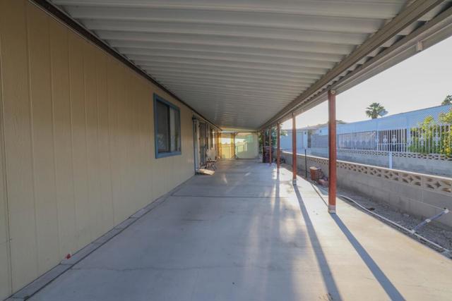 33321 Laura Drive, Thousand Palms CA: https://media.crmls.org/mediaz/165bac81-20af-4b3c-b984-6fa8ac6f87c9.jpg