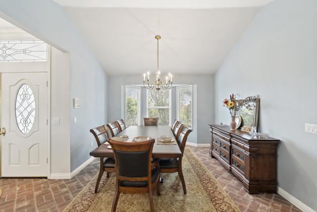 11984 Paseo Fuerte, El Cajon CA: https://media.crmls.org/mediaz/165bc9af-664b-4672-9e65-09e95d5089d1.jpg