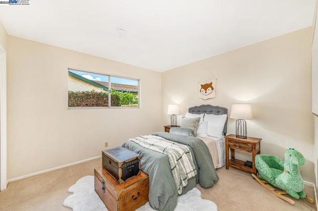505 Joyce St, Livermore CA: https://media.crmls.org/mediaz/165bd301-2a7a-45bc-979d-2c2085660c40.jpg