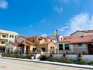 Detail Gallery Image 1 of 30 For 44 Coronado St #208,  Ventura,  CA 93001 - 2 Beds | 2/1 Baths