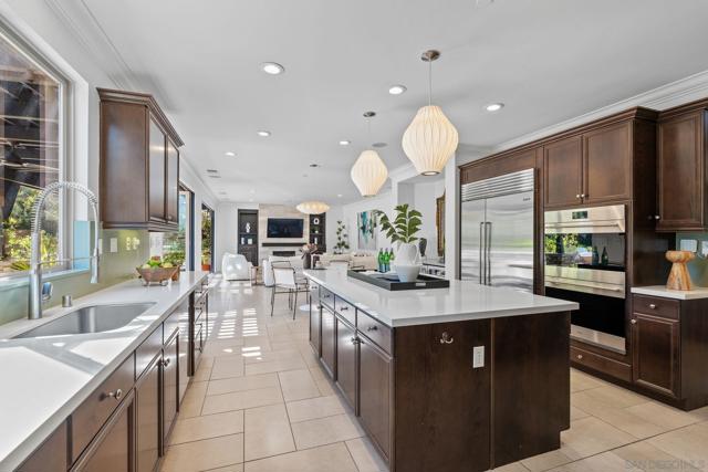 11577 Sweet Willow Way, San Diego CA: https://media.crmls.org/mediaz/165cea3c-a8ac-40fb-86ee-51a8b745b42e.jpg