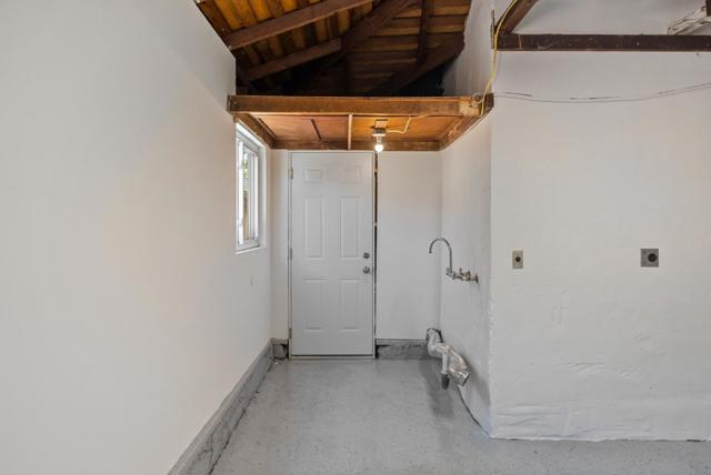 2667 Sutro Drive, San Jose CA: https://media.crmls.org/mediaz/165d80f2-bdd7-4472-bf5b-b333d9c87251.jpg