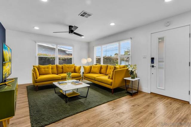 2702 Ridge View Dr, San Diego CA: https://media.crmls.org/mediaz/165f6377-eab7-4da1-9e72-e09e5218891f.jpg