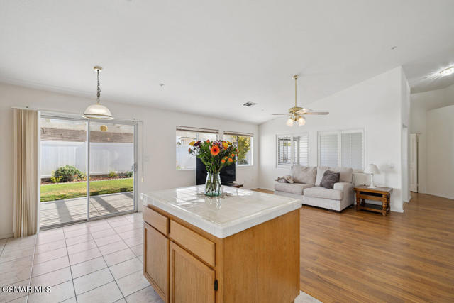 7744 Hayward Street, Ventura CA: https://media.crmls.org/mediaz/165f6a30-0545-431c-9003-55490032b150.jpg