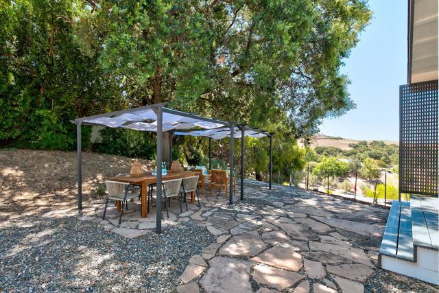 3415 Spring Creek Lane, Milpitas CA: https://media.crmls.org/mediaz/1661d04c-2d63-487d-a0d5-956acd72082f.jpg